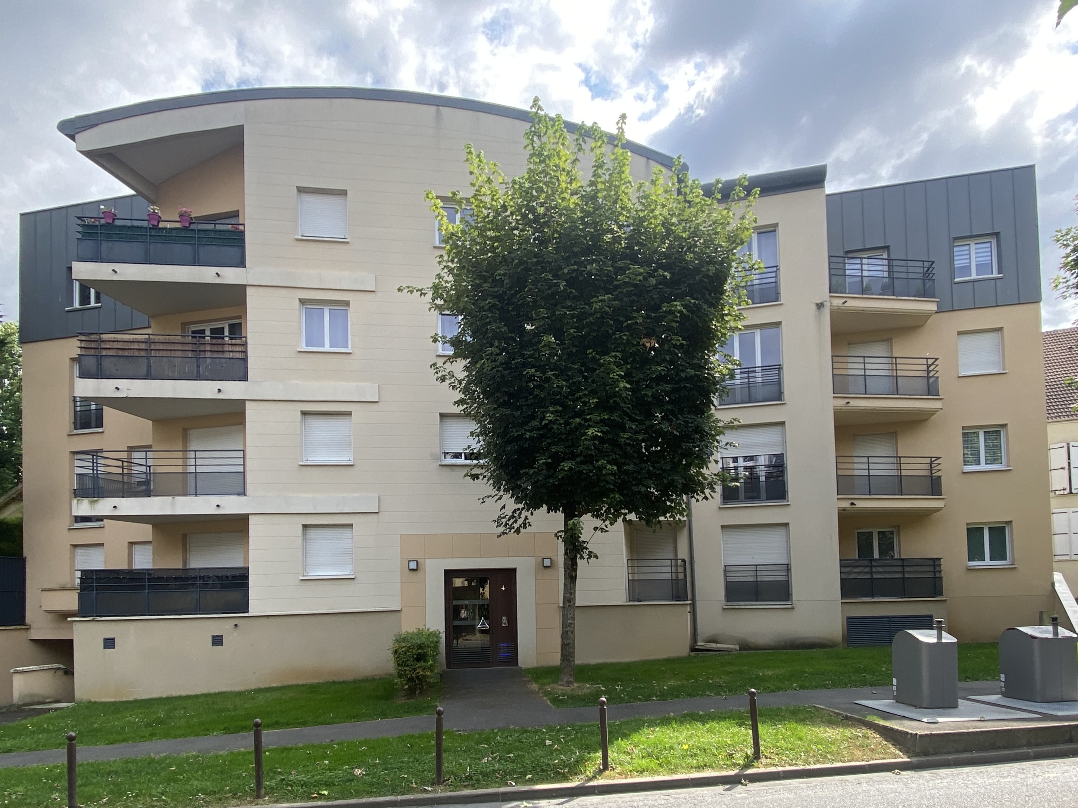 https://app.neshimo.fr/storage/10/mandats/1661/1.jpg