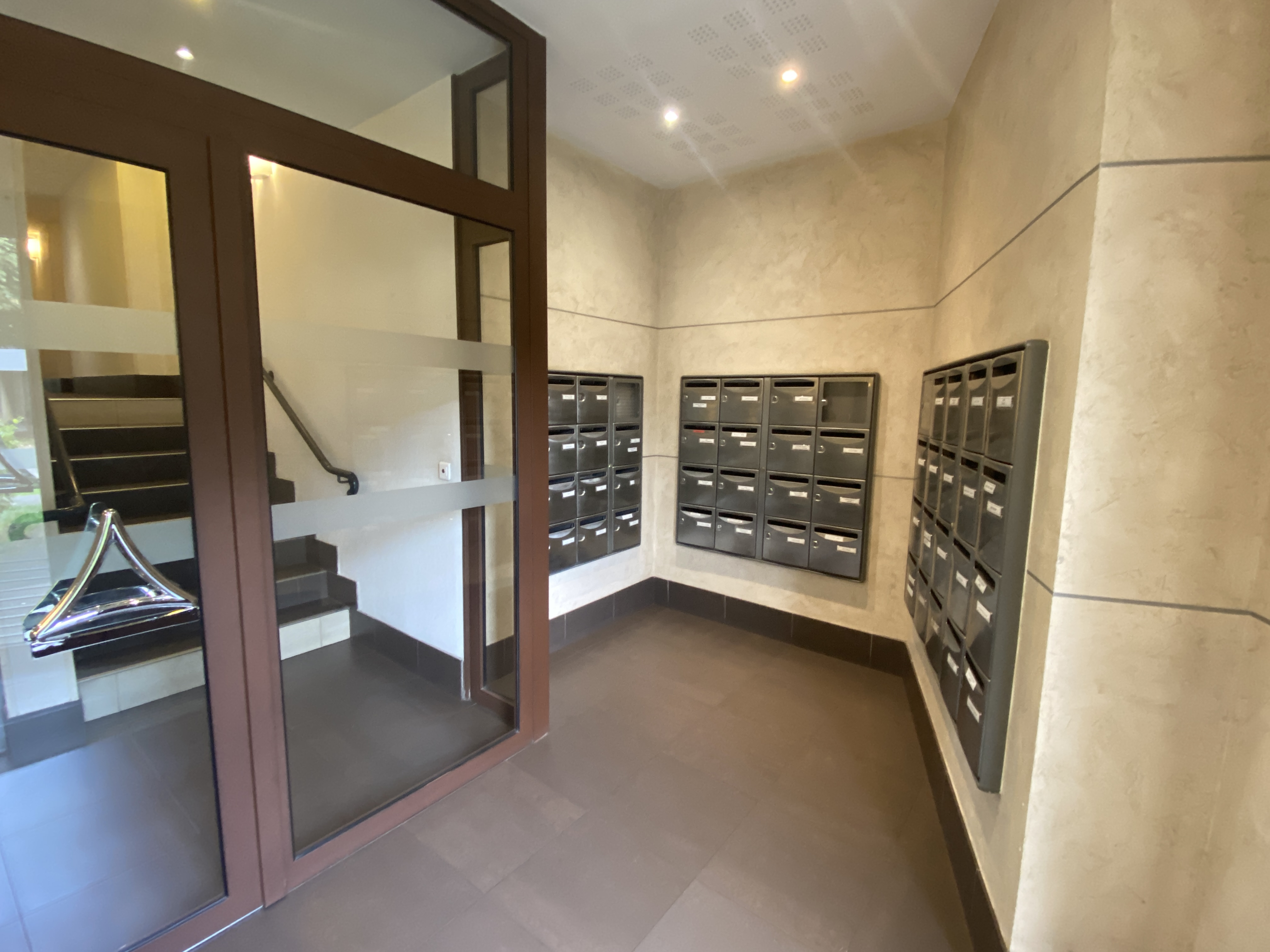 https://app.neshimo.fr/storage/10/mandats/1661/3.JPG